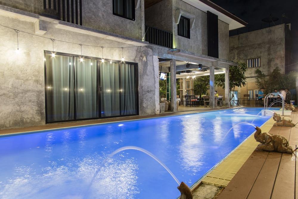 Loft@Sima Hotel Nakhonratchasima Eksteriør billede