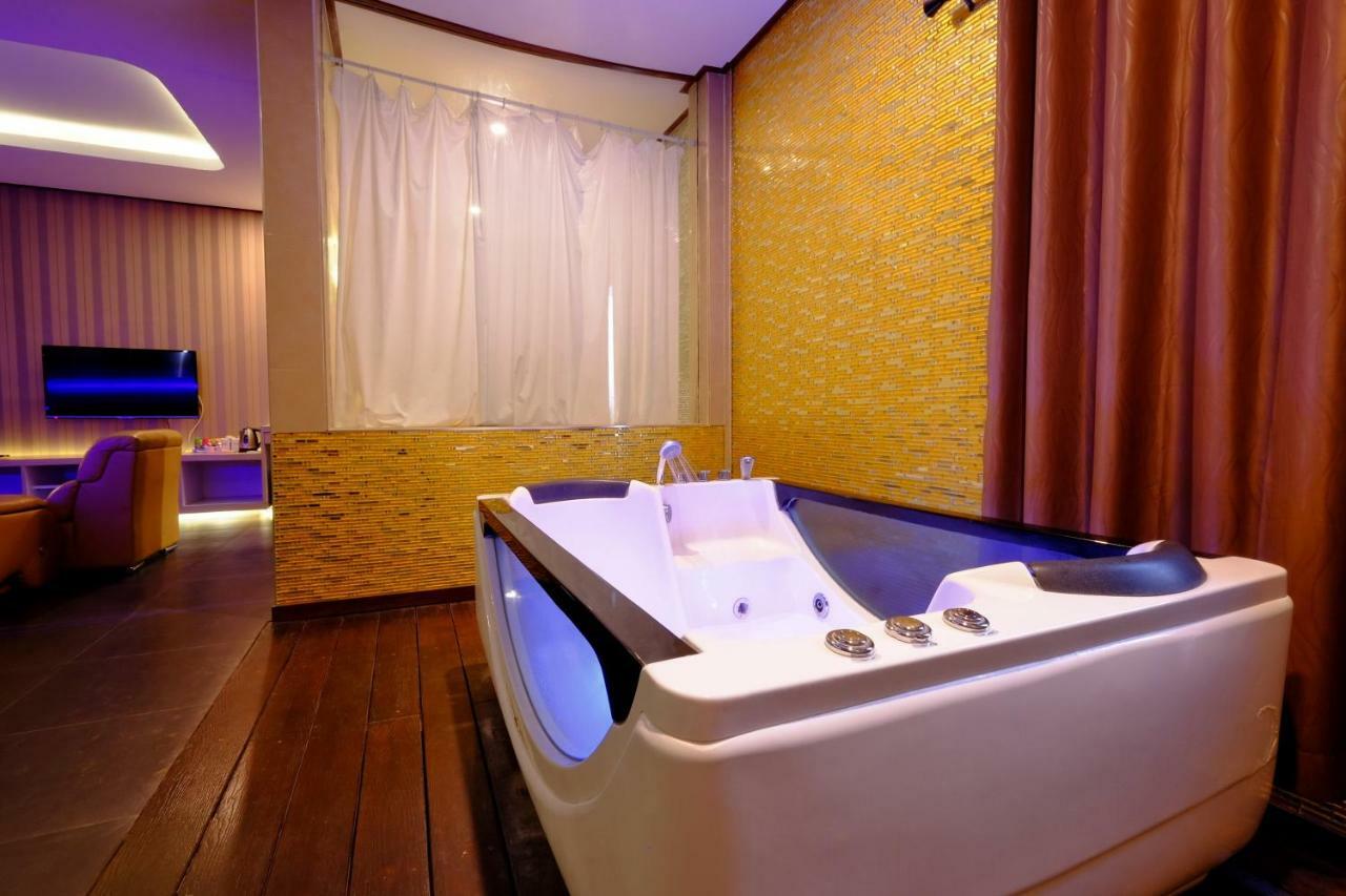 Loft@Sima Hotel Nakhonratchasima Eksteriør billede